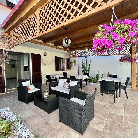 B&B I Colori Dell'Isola Porto Torres Dış mekan fotoğraf